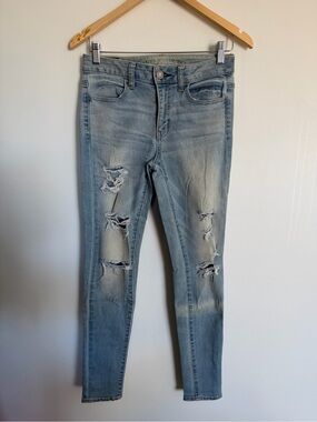 American Eagle Hi-Rise Jegging Jeans | Distressed Light Wash | Size 4 Regular